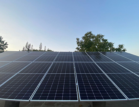 Projetos de sistemas fotovoltaicos em telhados do Irã